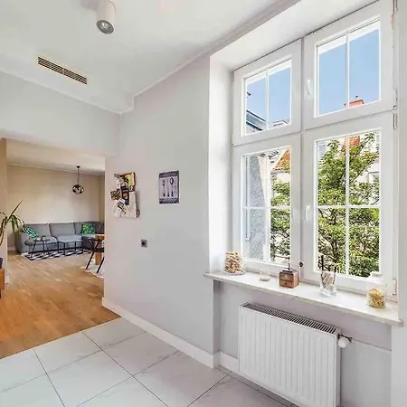 Urokliwy Apartament *